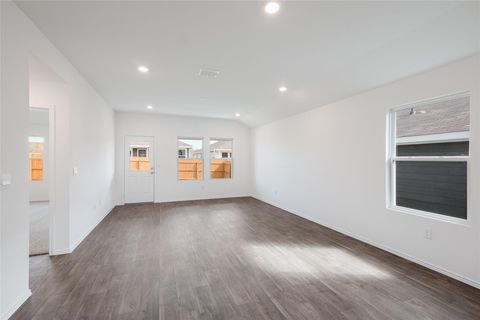 Tiny photo for 12102 Douglas Fir CIR, Mustang Ridge, TX 78610 (MLS # 8002179)