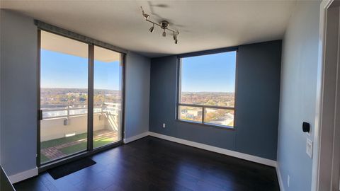 Tiny photo for 300 Bowie ST #1305, Austin, TX 78703 (MLS # 7135951)