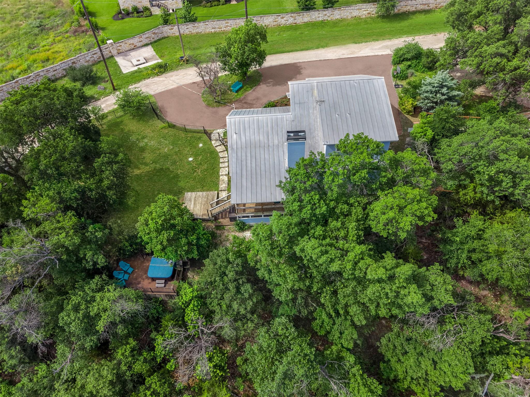 19110 Hornsby LN
