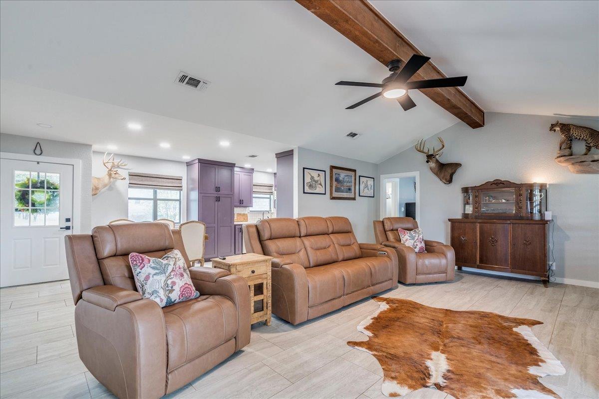 104 Clear Springs RD