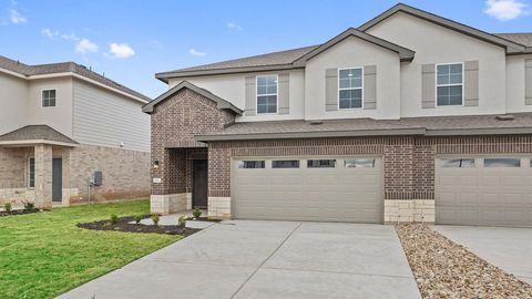 18516-A Empire PATH Manor TX 78653