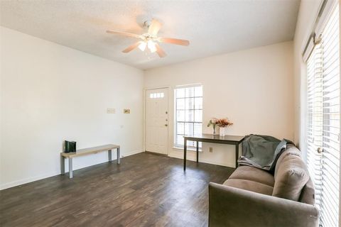 Tiny photo for 912 W 22nd ST #305, Austin, TX 78705 (MLS # 7032144)