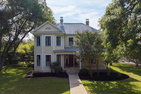 819 Belvin ST San Marcos TX 78666