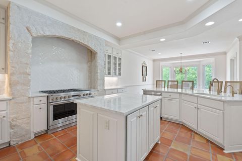 Tiny photo for 21936 Briarcliff DR, Spicewood, TX 78669 (MLS # 3086637)