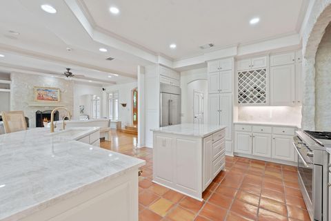Tiny photo for 21936 Briarcliff DR, Spicewood, TX 78669 (MLS # 3086637)