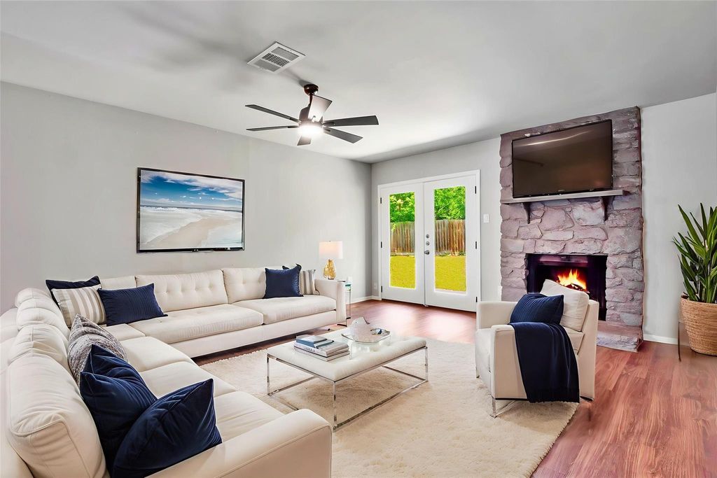 Photo of 606 Elderberry CV, Austin, TX 78745 (MLS # 6932214)