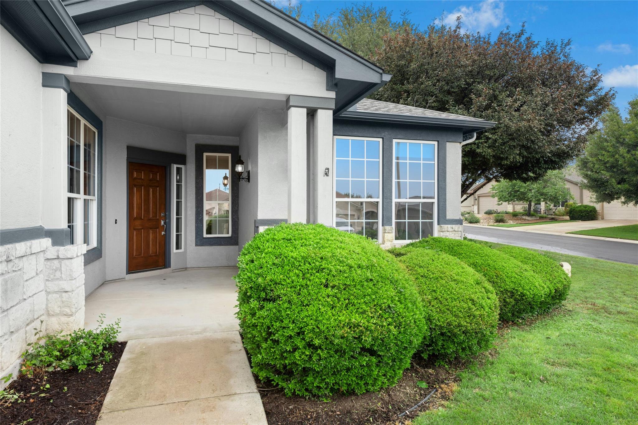 202 Palmetto DR