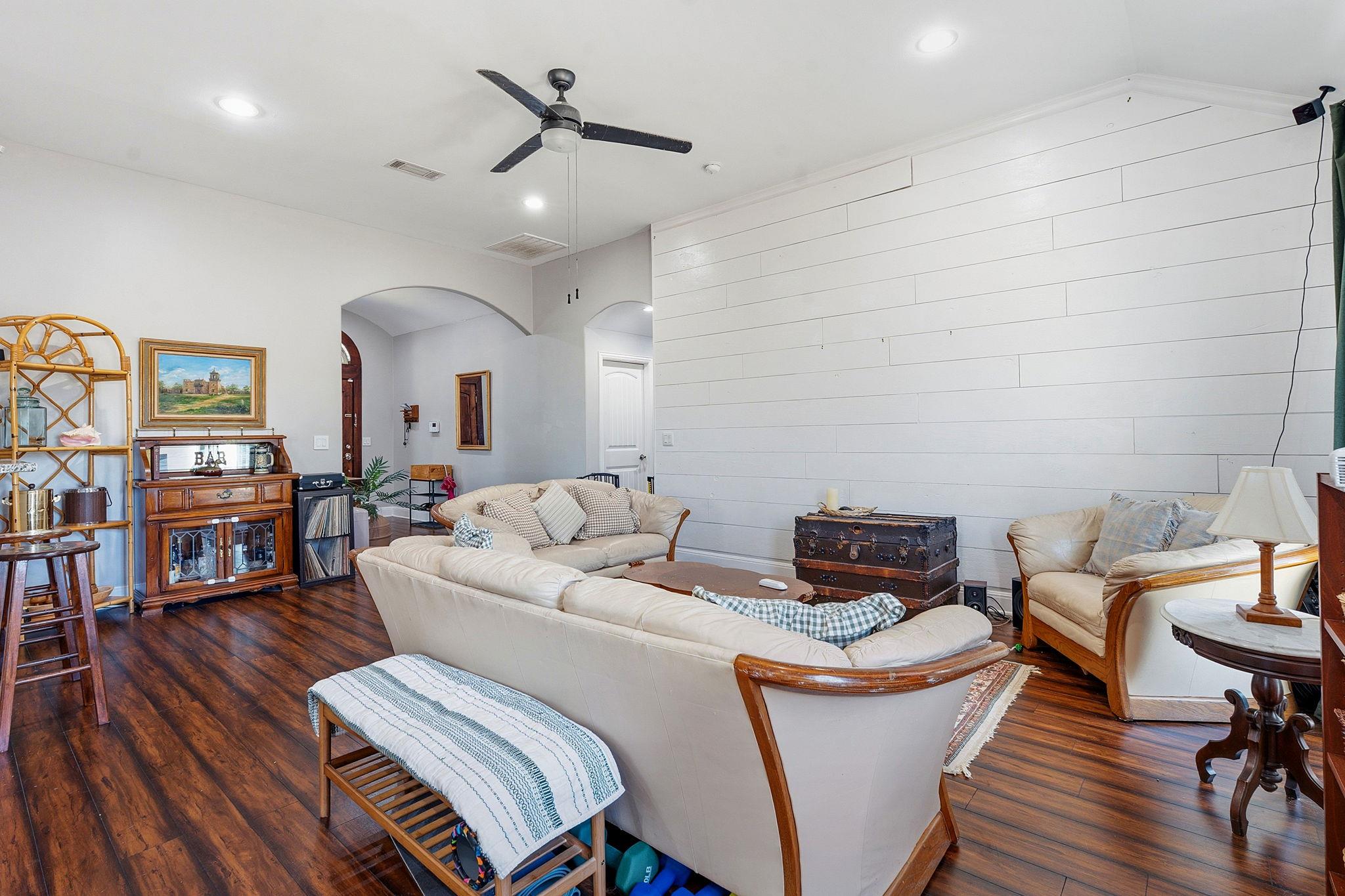 574 Highland Ranch WAY