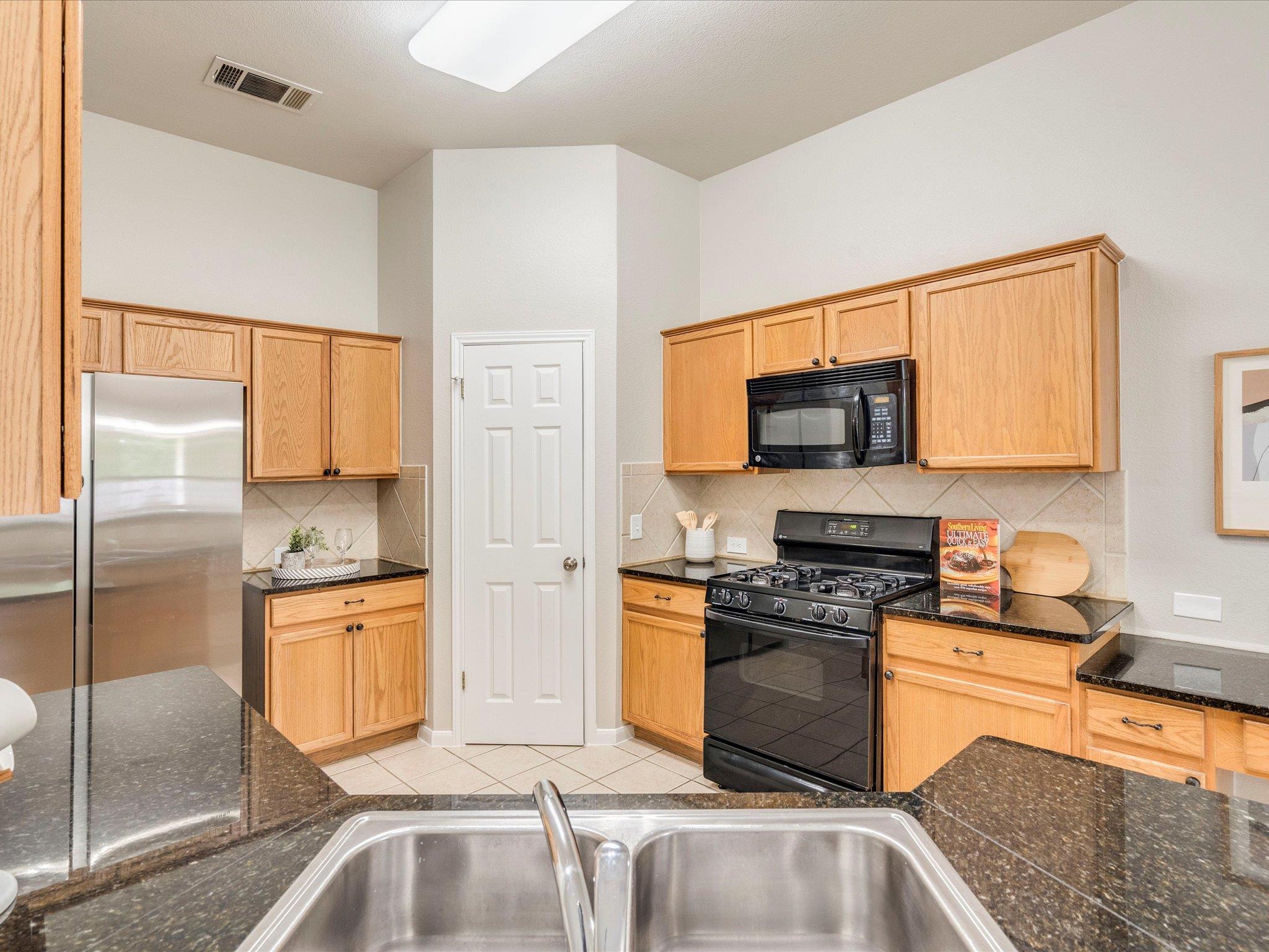 105 Plumbago DR