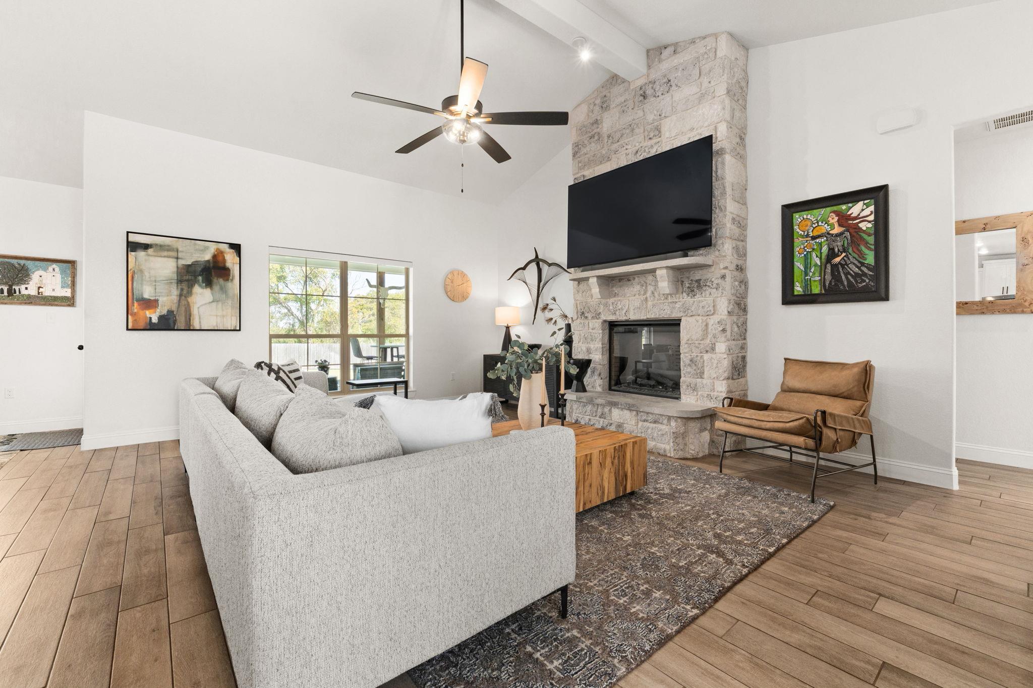 274 Pecan Meadow LN