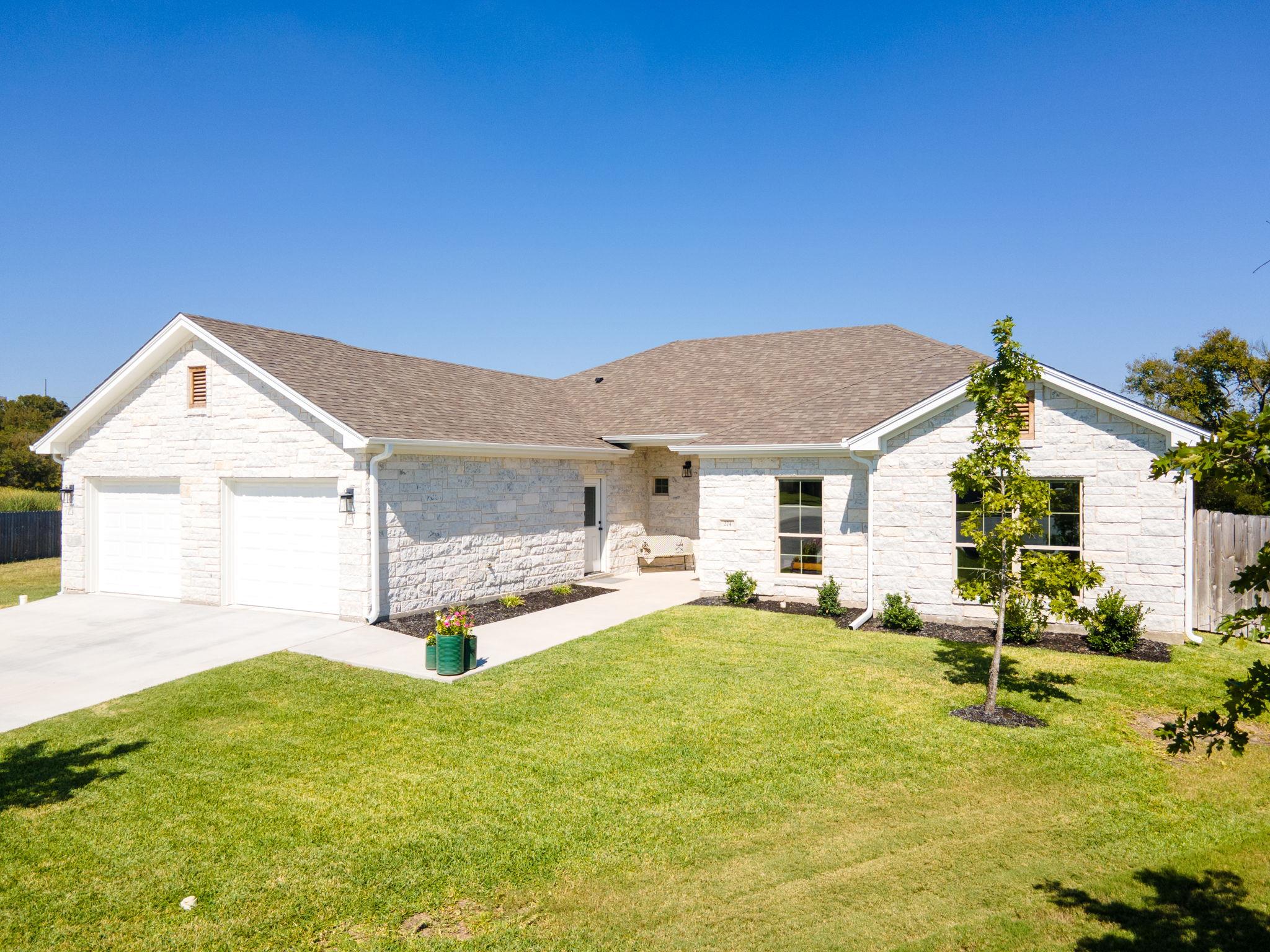 274 Pecan Meadow LN