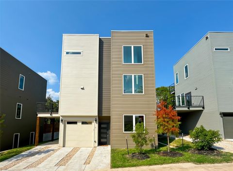 Tiny photo for 2309 Montopolis DR #8, Austin, TX 78741 (MLS # 7758270)