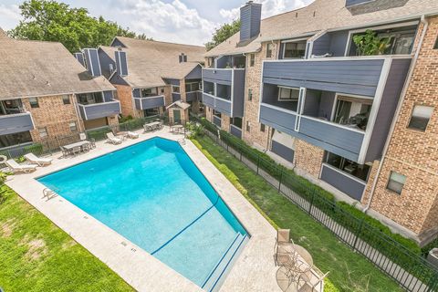 Tiny photo for 2500 Burleson RD #321, Austin, TX 78741 (MLS # 1199407)