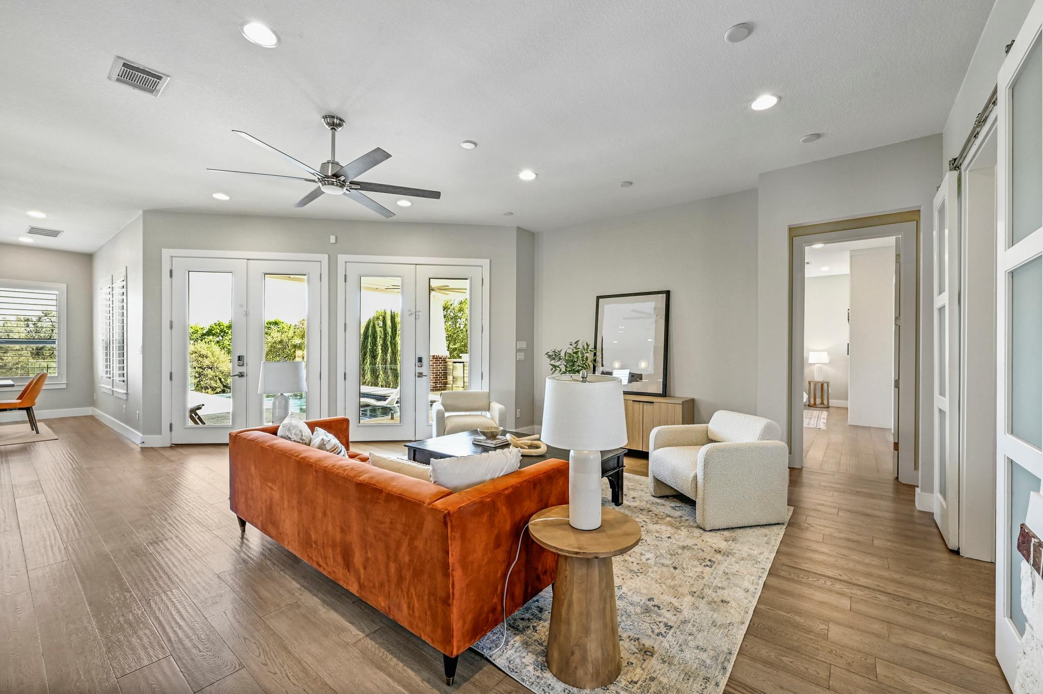 105 Willow Hill DR