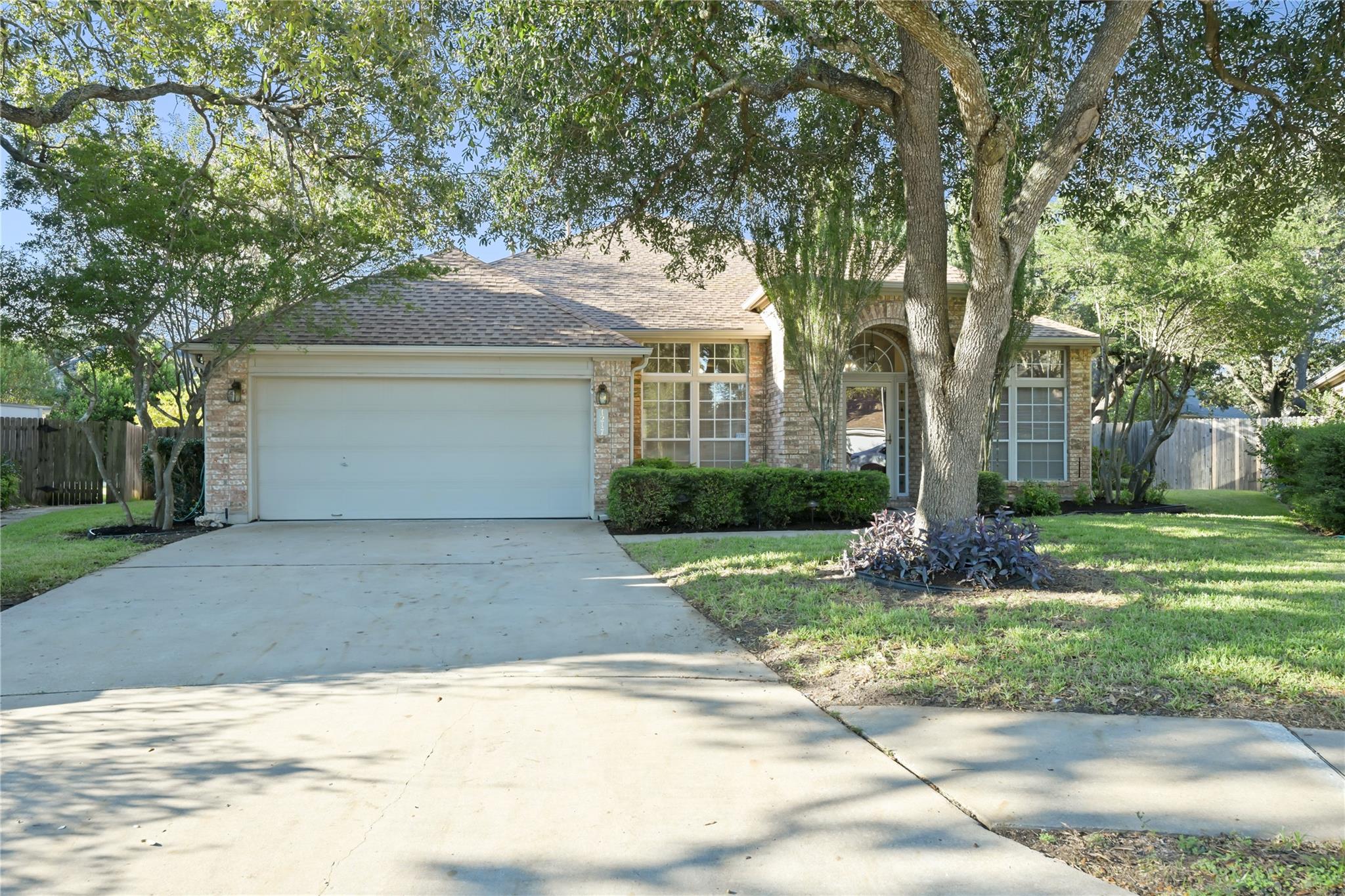 1217 Cypress Mill CIR