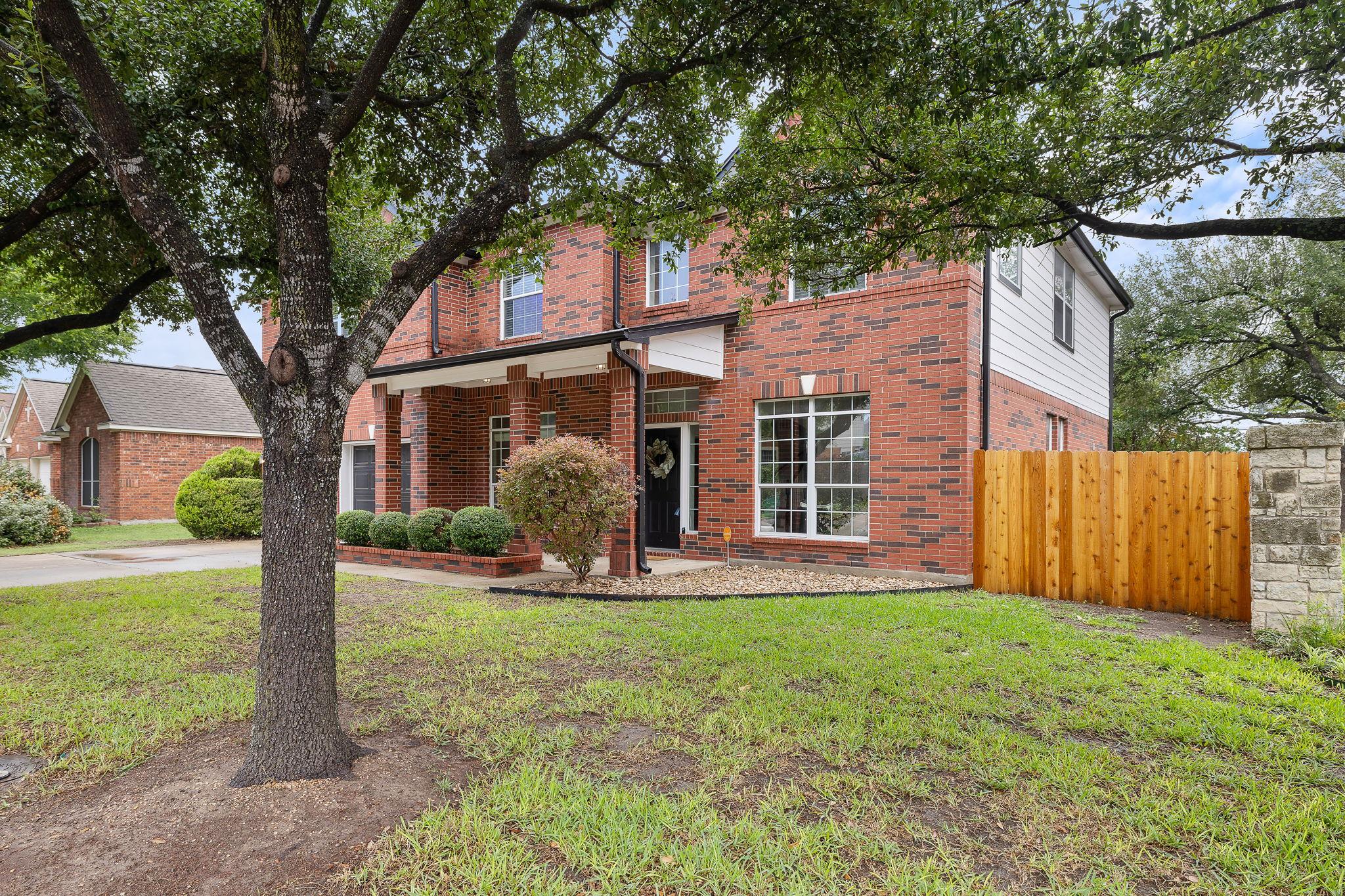 701 Stansted Manor DR