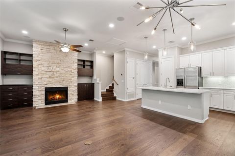 1115 Kinney Ave 42 Austin TX 78704