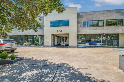 Photo of 904 West Ave #212, Austin, TX 78701 (MLS # 9229988)