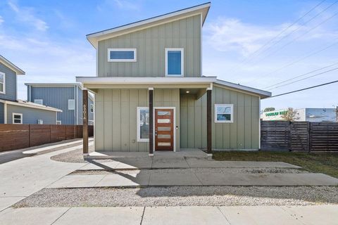 6301 Santos ST A Austin TX 78741