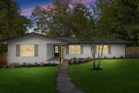 Photo of 305 W Caddo ST, Austin, TX 78753 (MLS # 8747642)