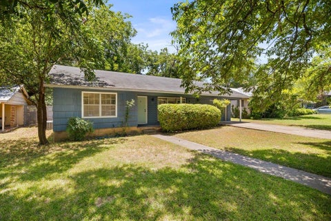 Tiny photo for 1609 Larkwood DR, Austin, TX 78723 (MLS # 7435858)