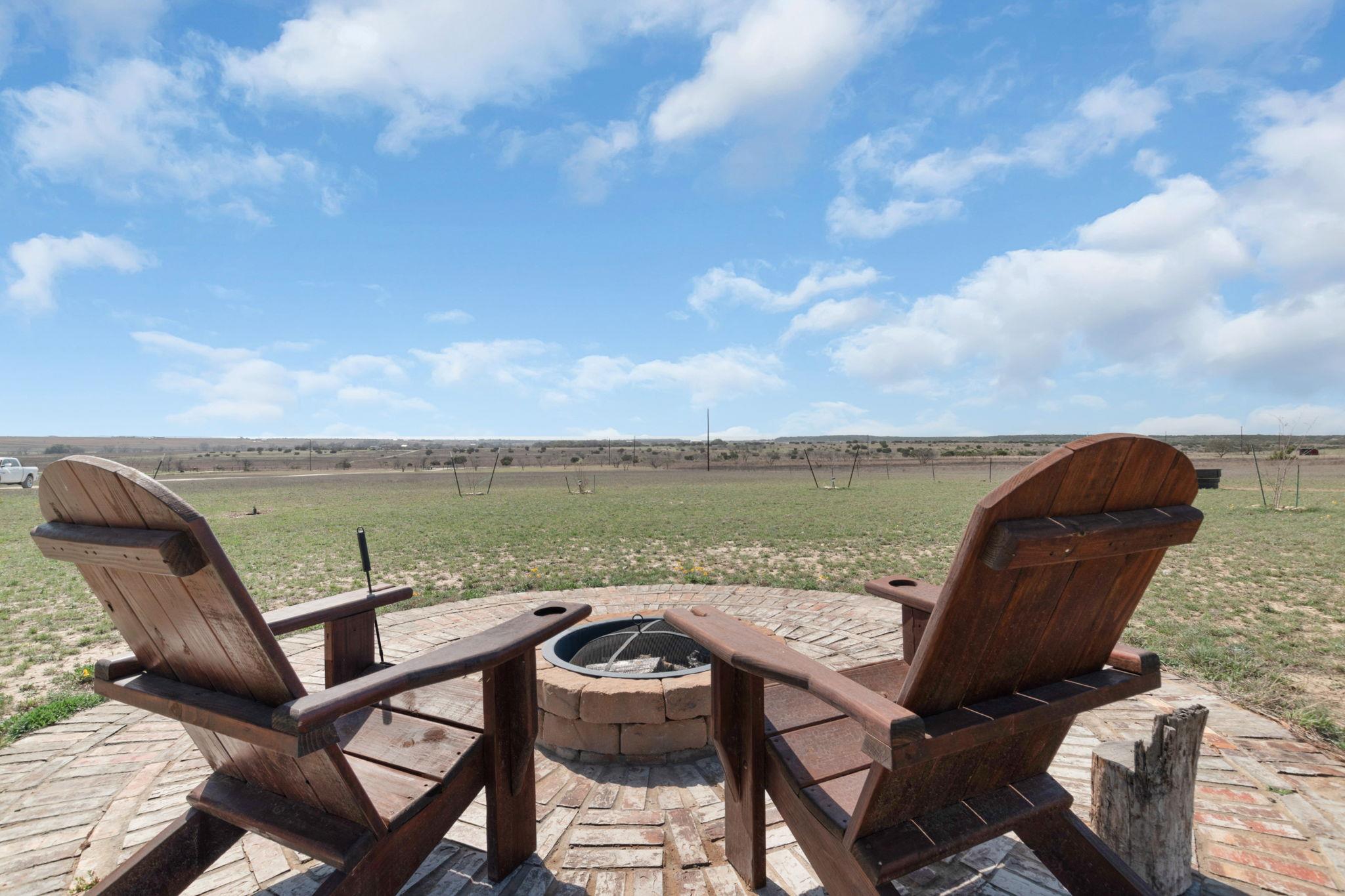 2238 County Road 2109