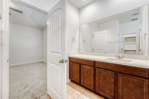 Tiny photo for 410 Anacua LOOP #30, Manchaca, TX 78652 (MLS # 5100996)