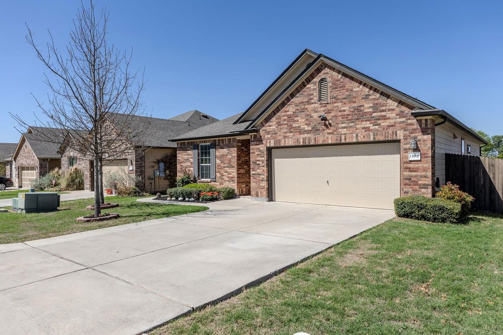 Photo of 13912 Lyndon B Johnson ST, Manor, TX 78653 (MLS # 4599472)
