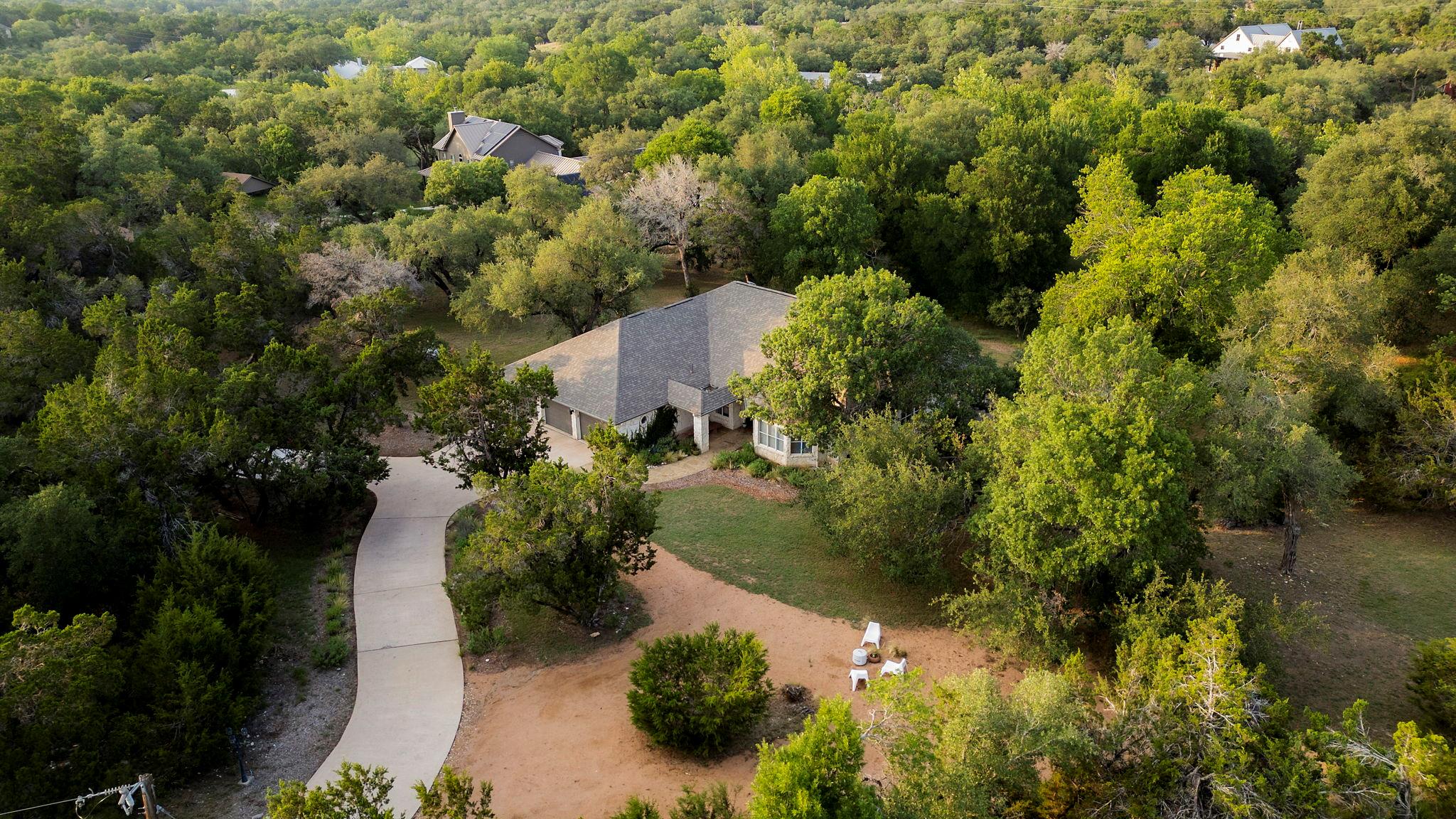 707 West Creek DR