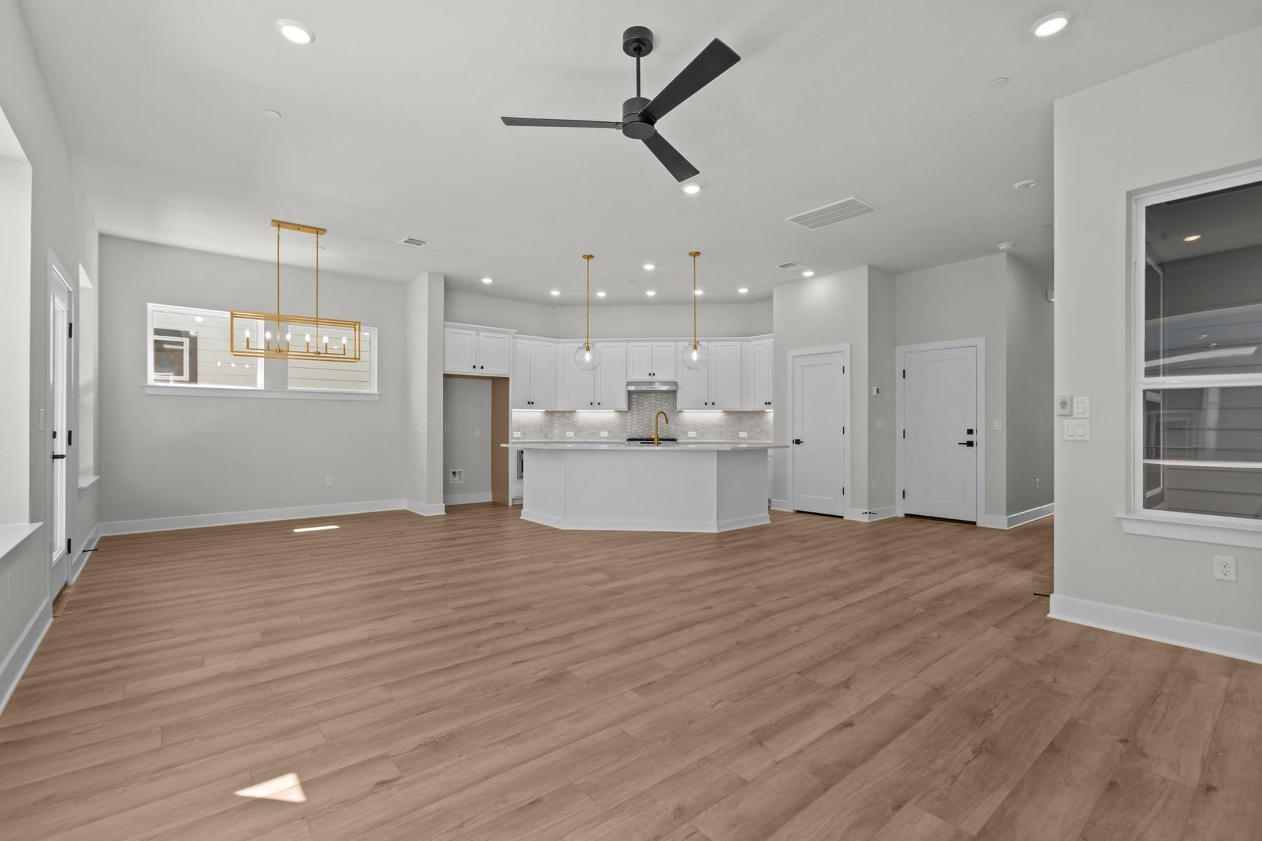 1023 Lucinda Williams DR