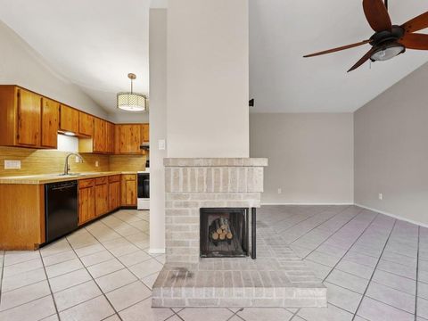 Tiny photo for 11608 Norwegian Wood DR, Austin, TX 78758 (MLS # 5464645)