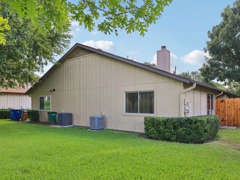 Tiny photo for 11608 Norwegian Wood DR, Austin, TX 78758 (MLS # 5464645)