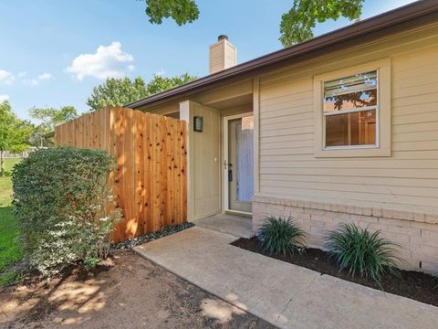 Tiny photo for 11608 Norwegian Wood DR, Austin, TX 78758 (MLS # 5464645)