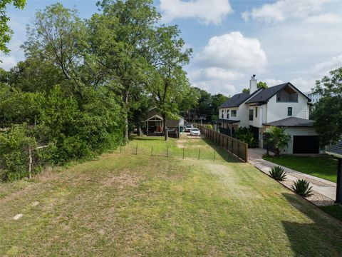 2817 E 22nd ST Austin TX 78722