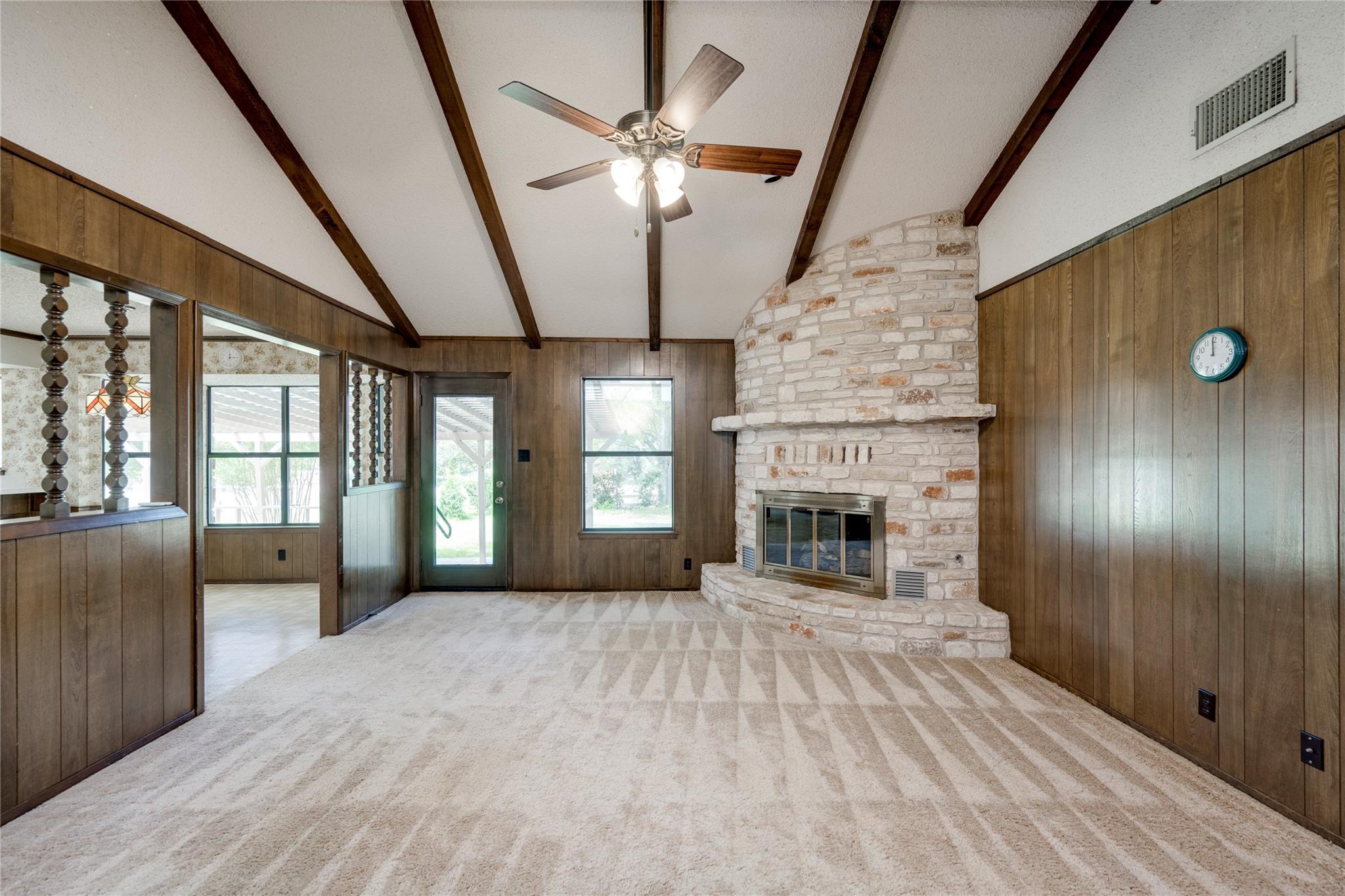 3907 Eagle WAY