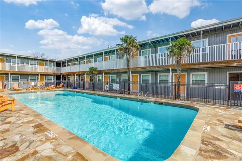 Photo of 2401 Manor RD #113, Austin, TX 78722 (MLS # 8381368)