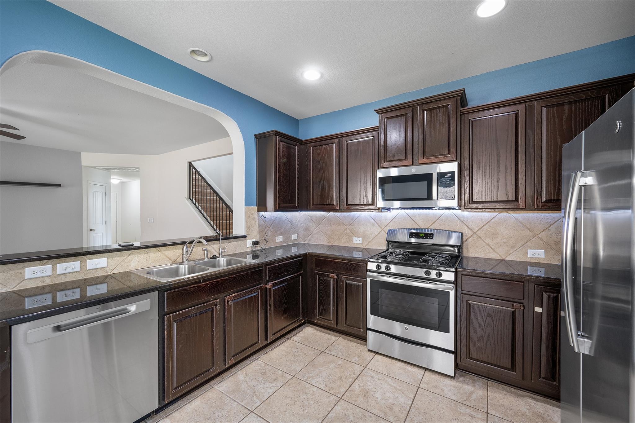 131 Kingfisher LN
