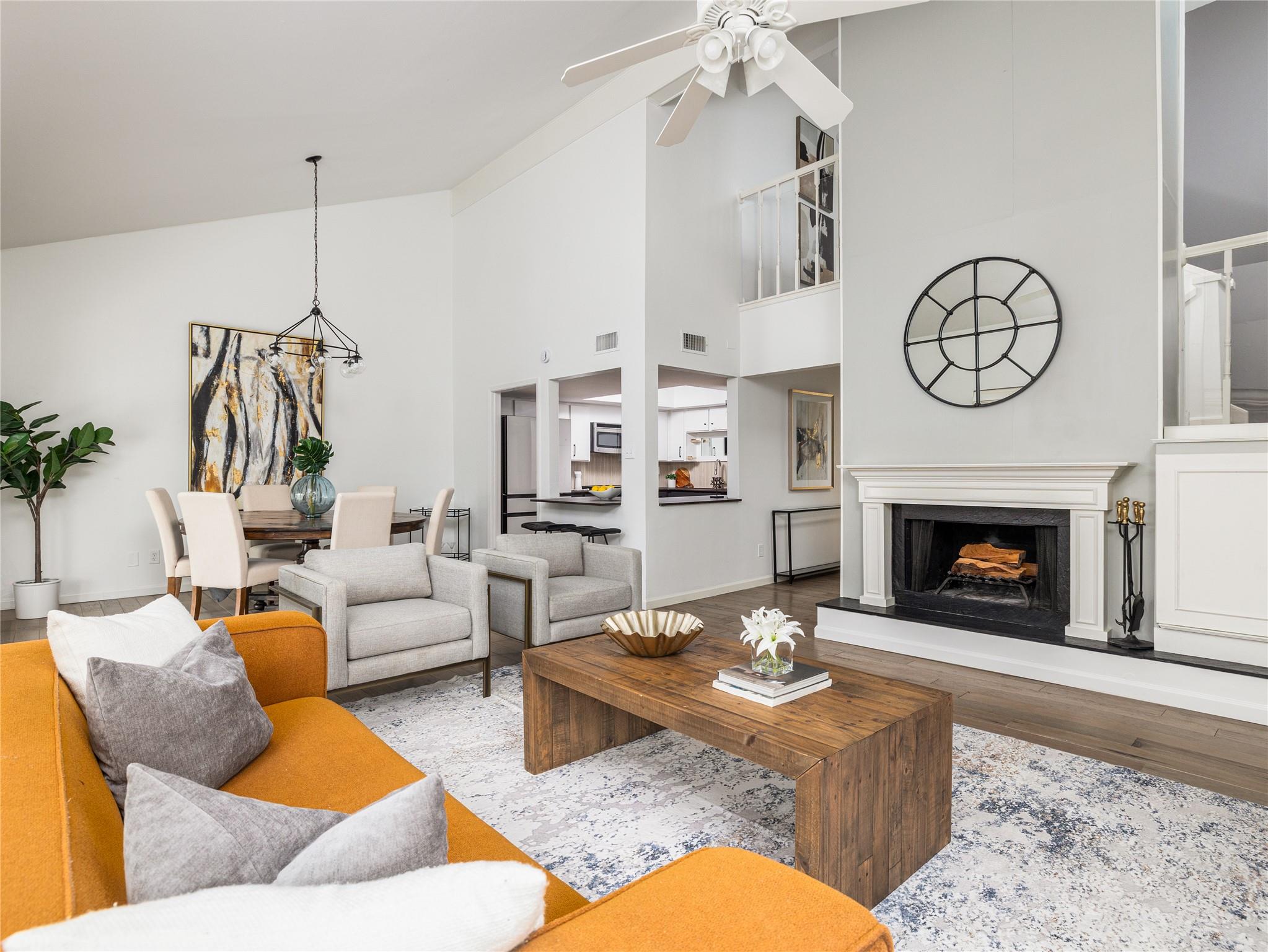 1821 Westlake DR 116