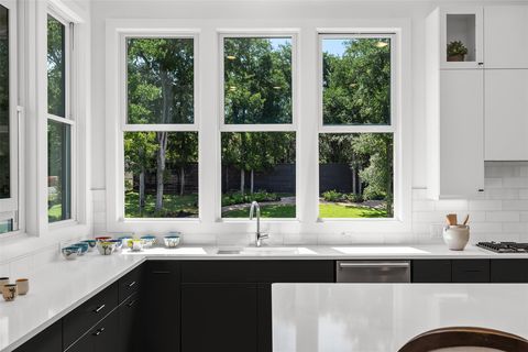 Tiny photo for 4916 Meller GDNS, Austin, TX 78741 (MLS # 1051702)