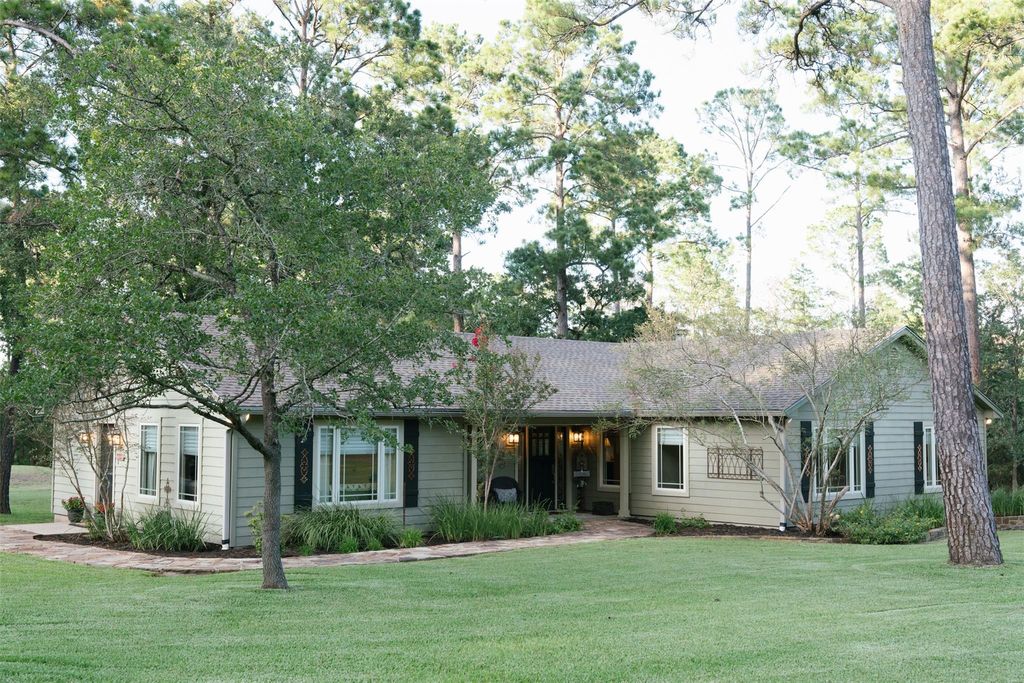 Photo of 248 JZJ LN, La Grange, TX 78945 (MLS # 6908851)