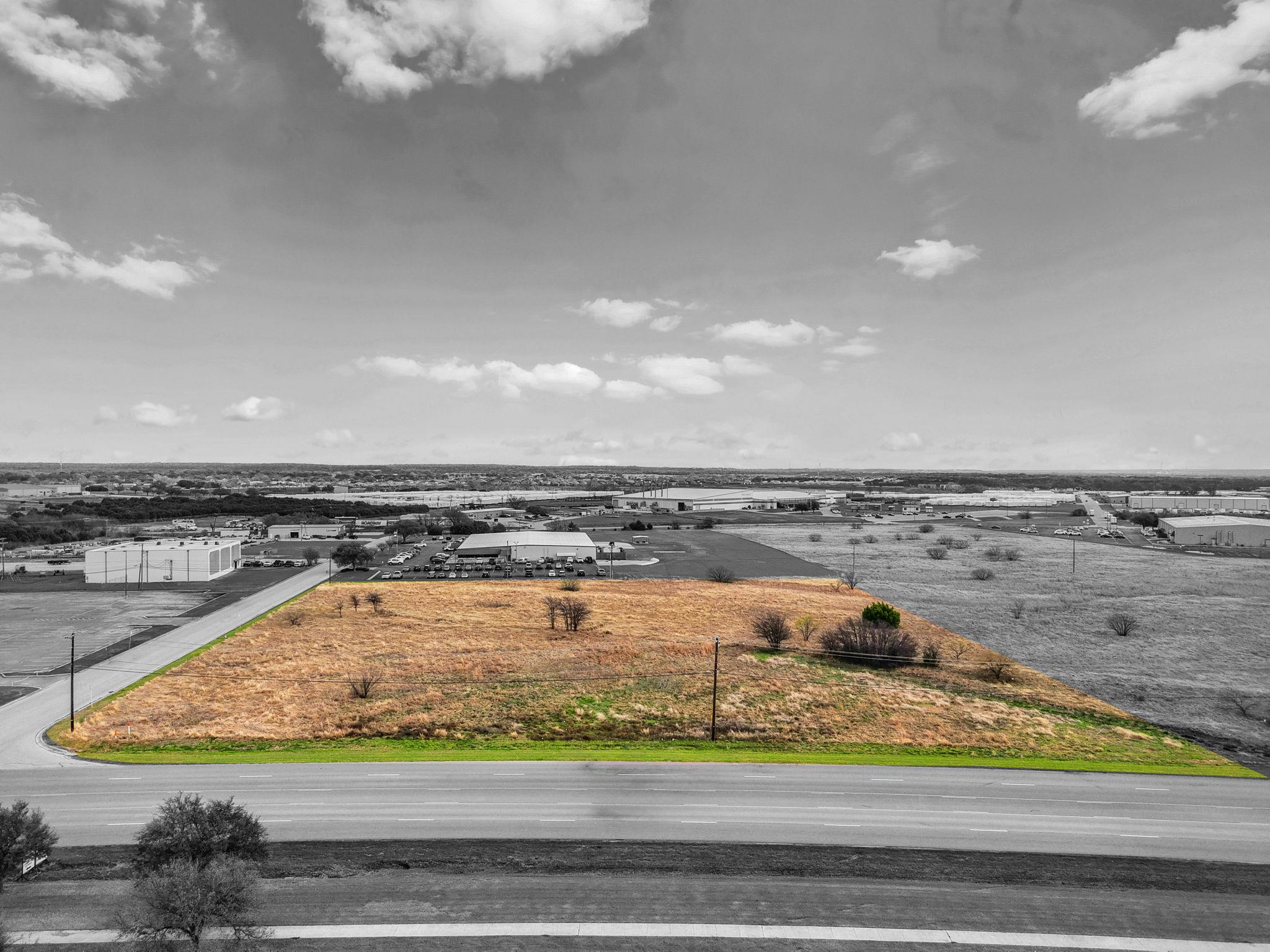 712 N. Twin Creek DR