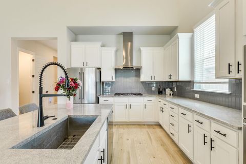 Tiny photo for 17420 Autumn Falls DR, Manor, TX 78653 (MLS # 1300513)