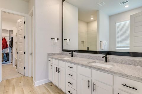 Tiny photo for 17420 Autumn Falls DR, Manor, TX 78653 (MLS # 1300513)