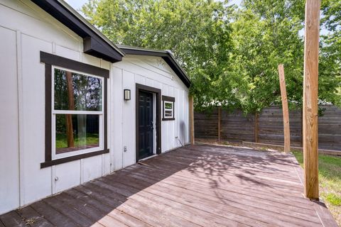 Tiny photo for 6202 Carnation TER, Austin, TX 78741 (MLS # 3442127)