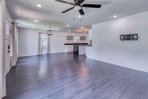 Tiny photo for 6202 Carnation TER, Austin, TX 78741 (MLS # 3442127)