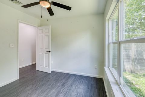 Tiny photo for 6202 Carnation TER, Austin, TX 78741 (MLS # 3442127)