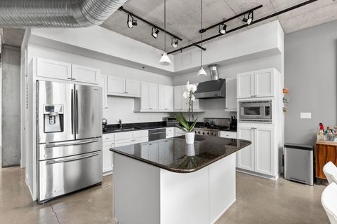 Tiny photo for 800 W 5th ST #1203, Austin, TX 78703 (MLS # 2824969)