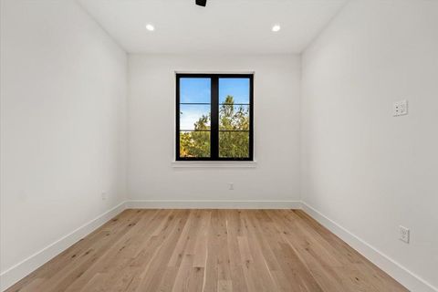 Tiny photo for 5704 Susie CT, Austin, TX 78757 (MLS # 6633082)