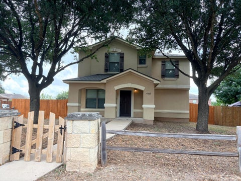 Photo of 4601 Nuckols Crossing RD, Austin, TX 78744 (MLS # 3392616)