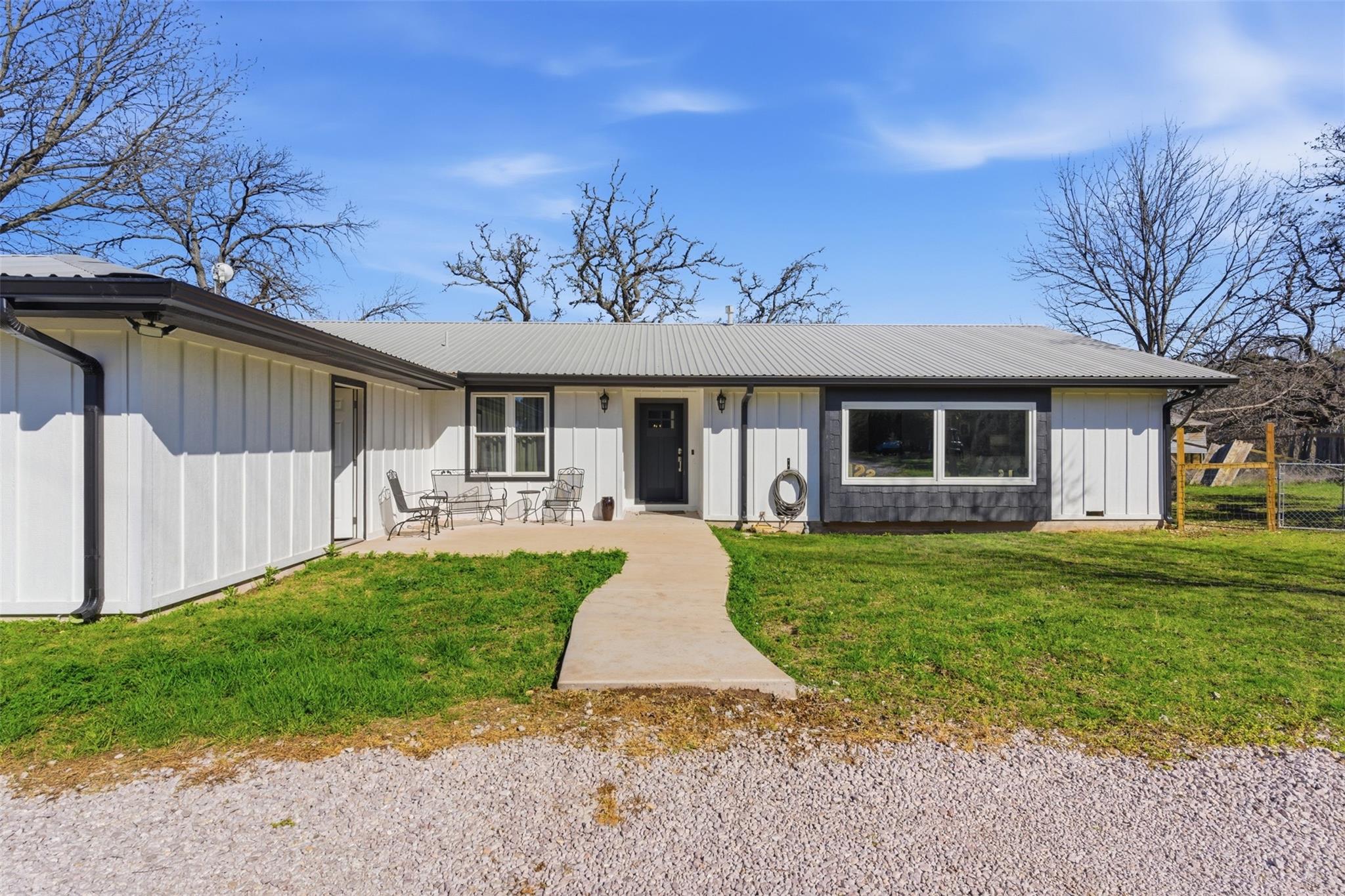 1272 County Road 2102